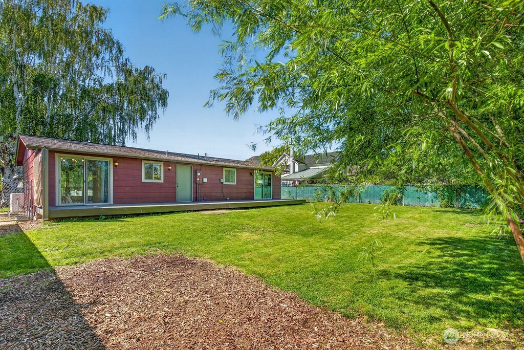 1312 Springwater Avenue Wenatchee WA 98801