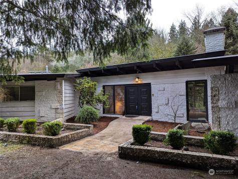 13119 233rd Street SE Issaquah WA 98027