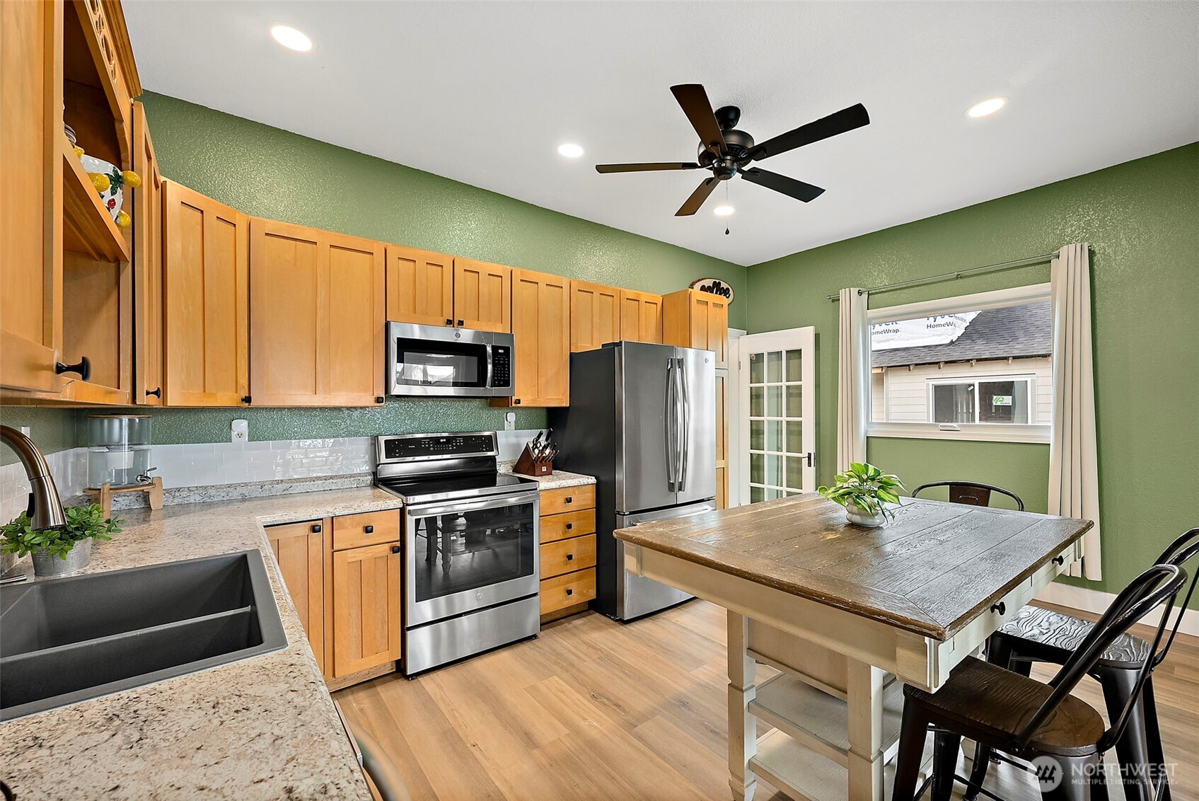 211 Calistoga Street E Orting WA 98360
