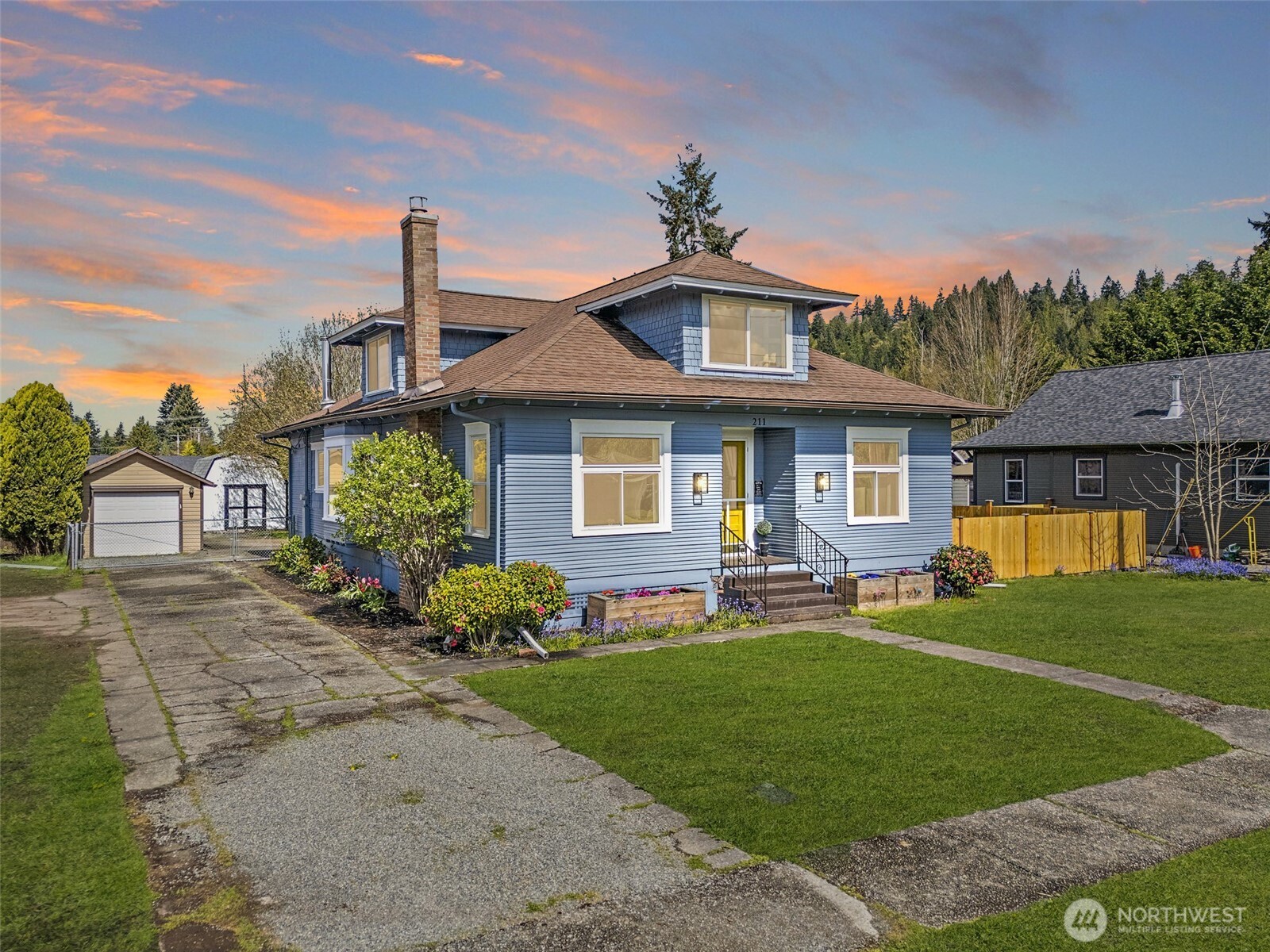 211 Calistoga Street E Orting WA 98360