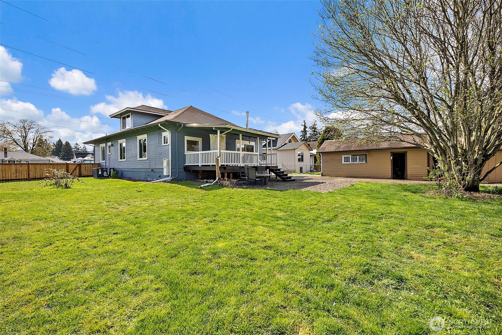 211 Calistoga Street E Orting WA 98360