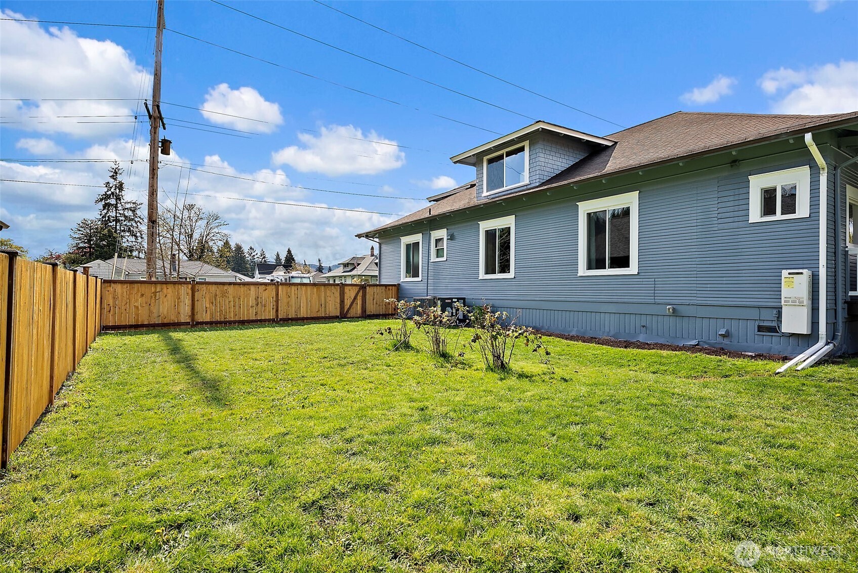 211 Calistoga Street E Orting WA 98360