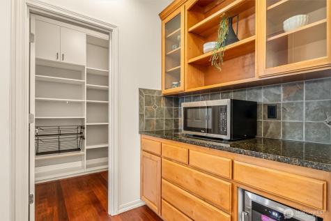 3915 214th Street SE Bothell WA 98021
