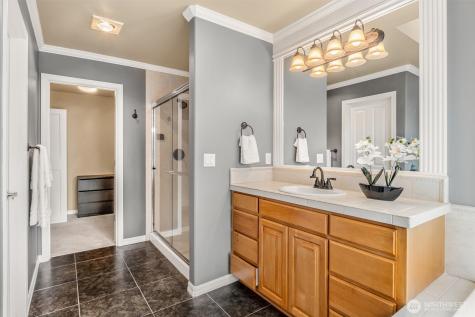 3915 214th Street SE Bothell WA 98021