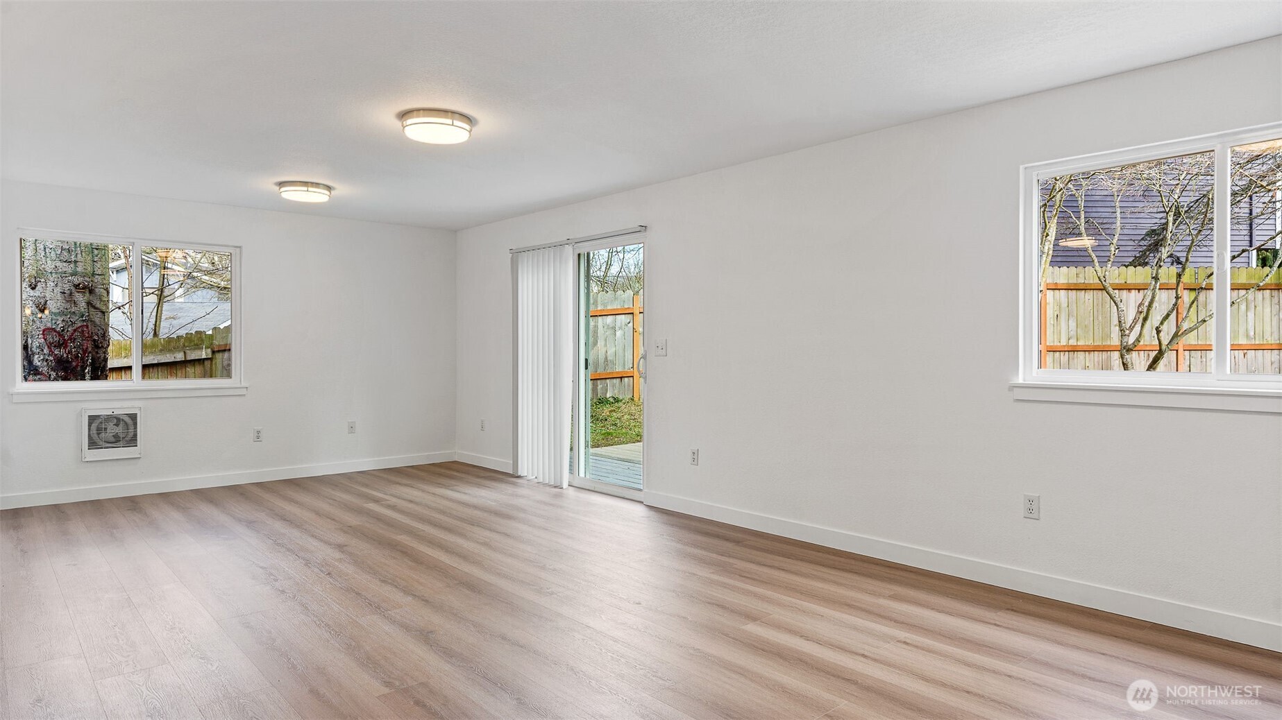 5909 Glenwood Avenue Everett WA 98203