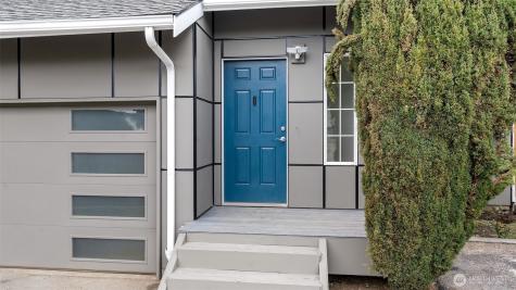 5909 Glenwood Avenue Everett WA 98203