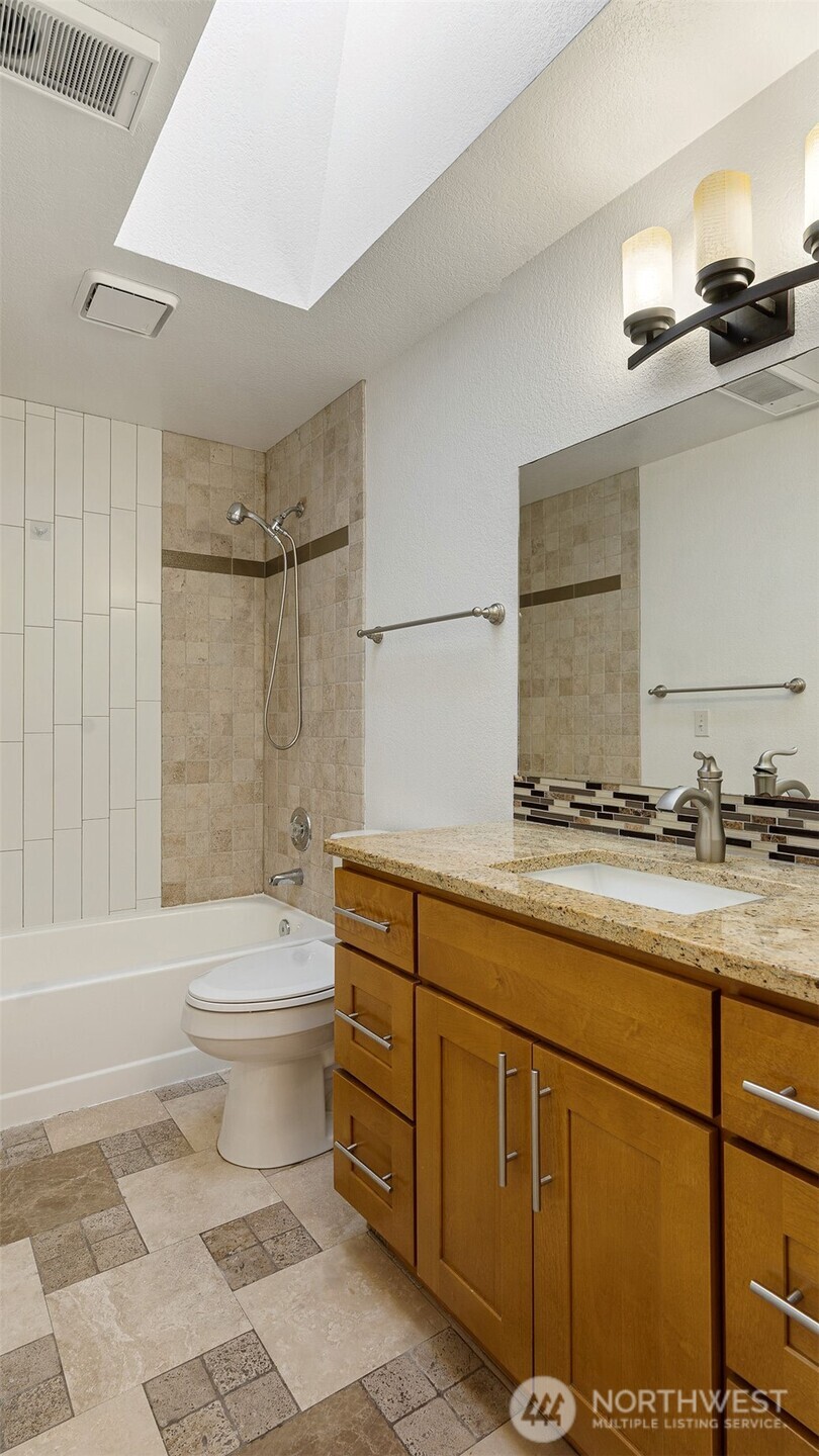 5909 Glenwood Avenue Everett WA 98203