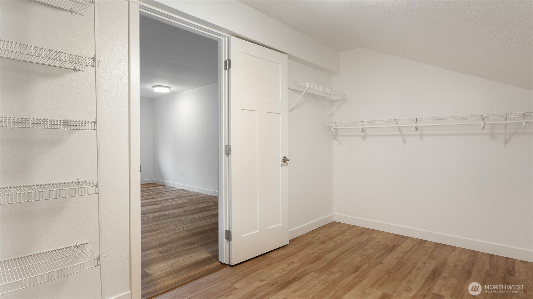 5909 Glenwood Avenue Everett WA 98203