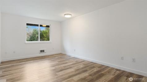 5909 Glenwood Avenue Everett WA 98203
