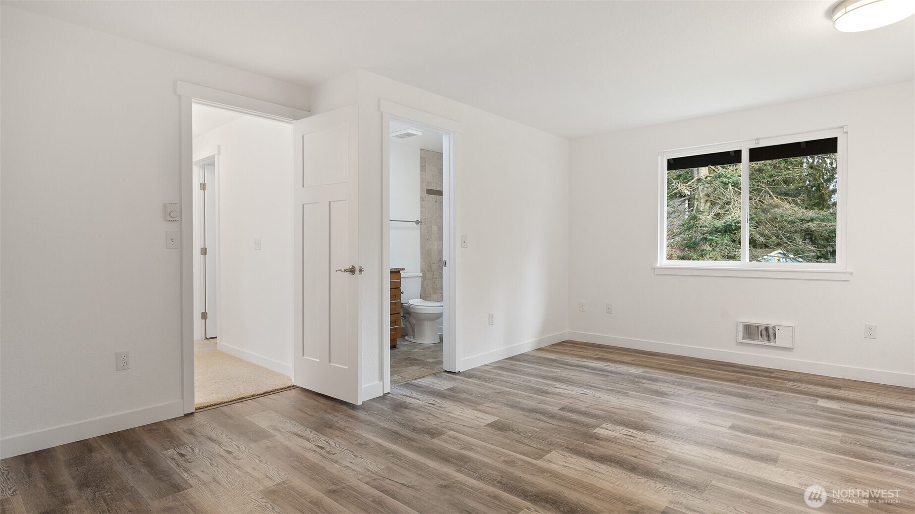 5909 Glenwood Avenue Everett WA 98203