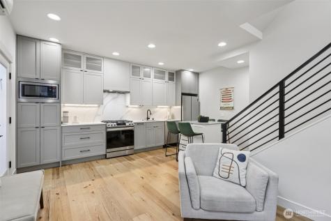 71 W Dravus Street Seattle WA 98119
