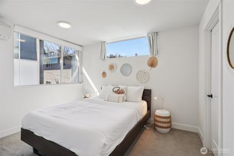 71 W Dravus Street Seattle WA 98119