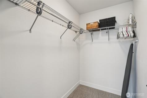 71 W Dravus Street Seattle WA 98119
