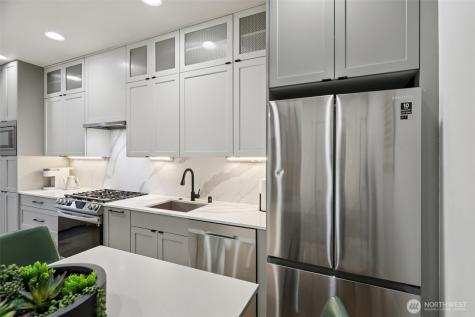 71 W Dravus Street Seattle WA 98119
