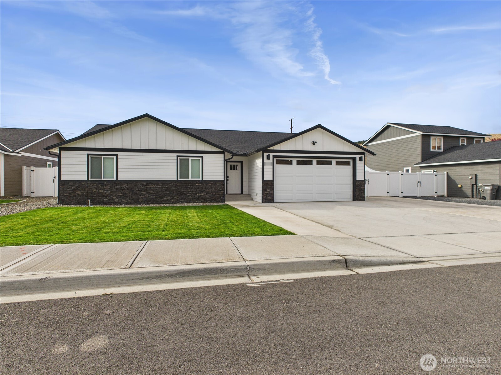 1408 Douglas Avenue Rock Island WA 98850