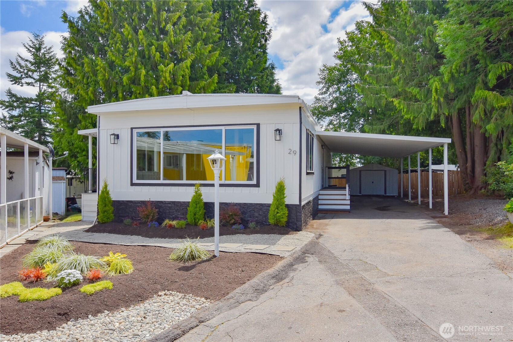 13320 Highway 99 Everett WA 98204
