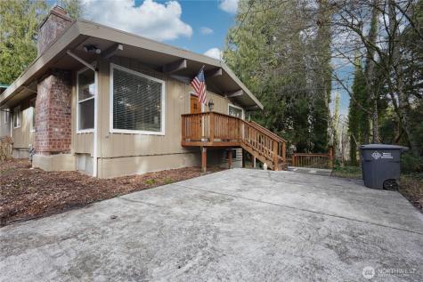 11109 144th Street E Puyallup WA 98374