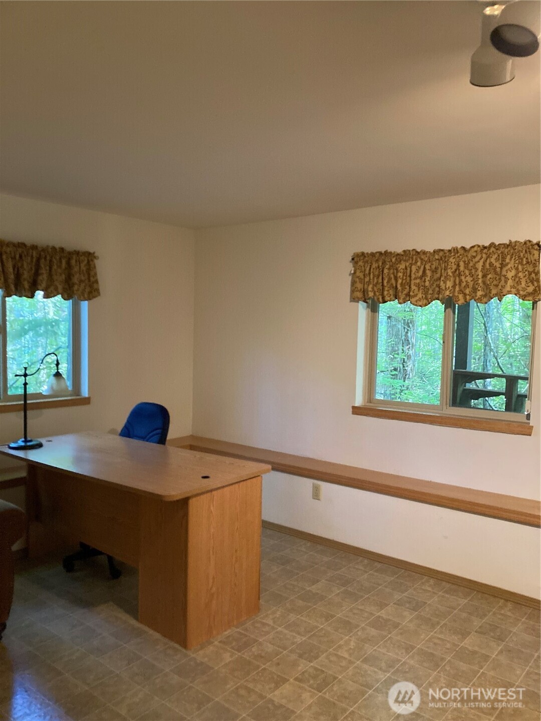 21 N Beaver Place N Hoodsport WA 98548