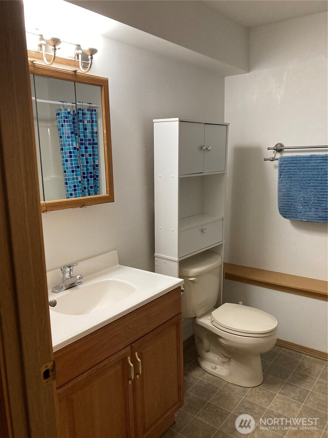 21 N Beaver Place N Hoodsport WA 98548