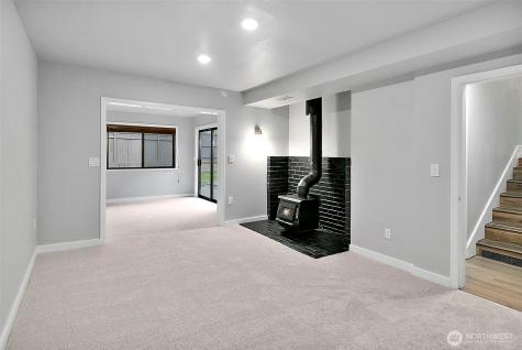 19114 49th Place W Lynnwood WA 98036