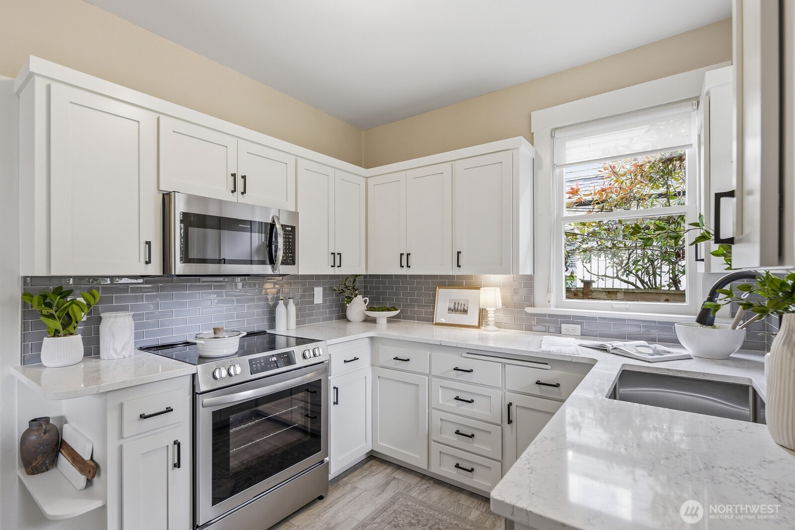 726 20th Avenue E Seattle WA 98112