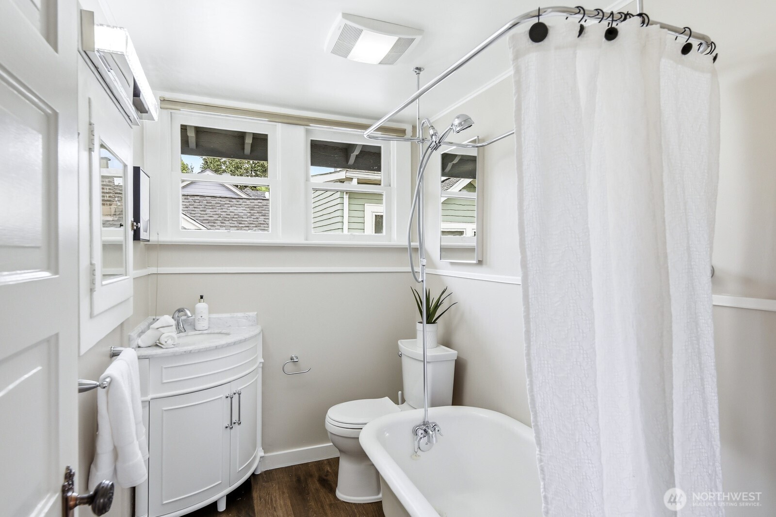 726 20th Avenue E Seattle WA 98112