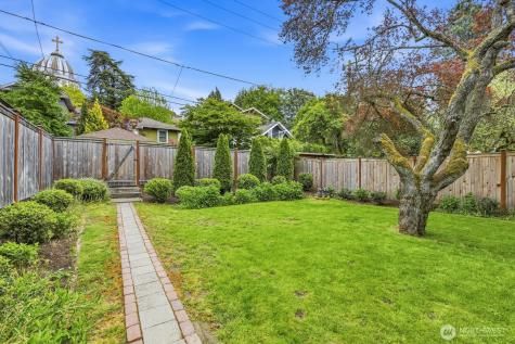 726 20th Avenue E Seattle WA 98112