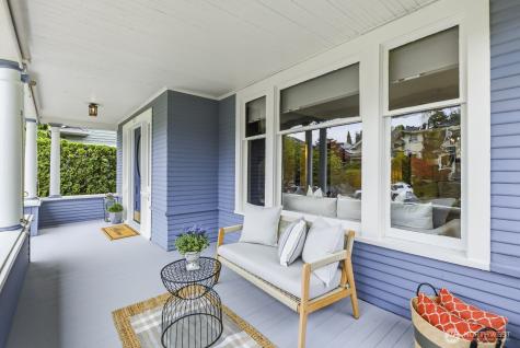 726 20th Avenue E Seattle WA 98112