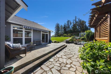 1348 Sunrise Estates Place Camano Island WA 98282
