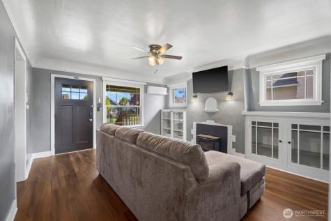 522 S 51st Street Tacoma WA 98408