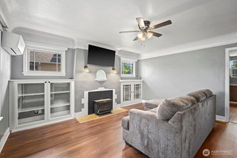 522 S 51st Street Tacoma WA 98408