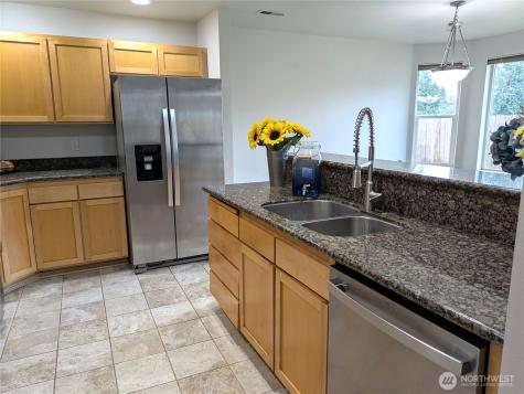 4926 104th Place NE Marysville WA 98270