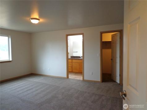4926 104th Place NE Marysville WA 98270