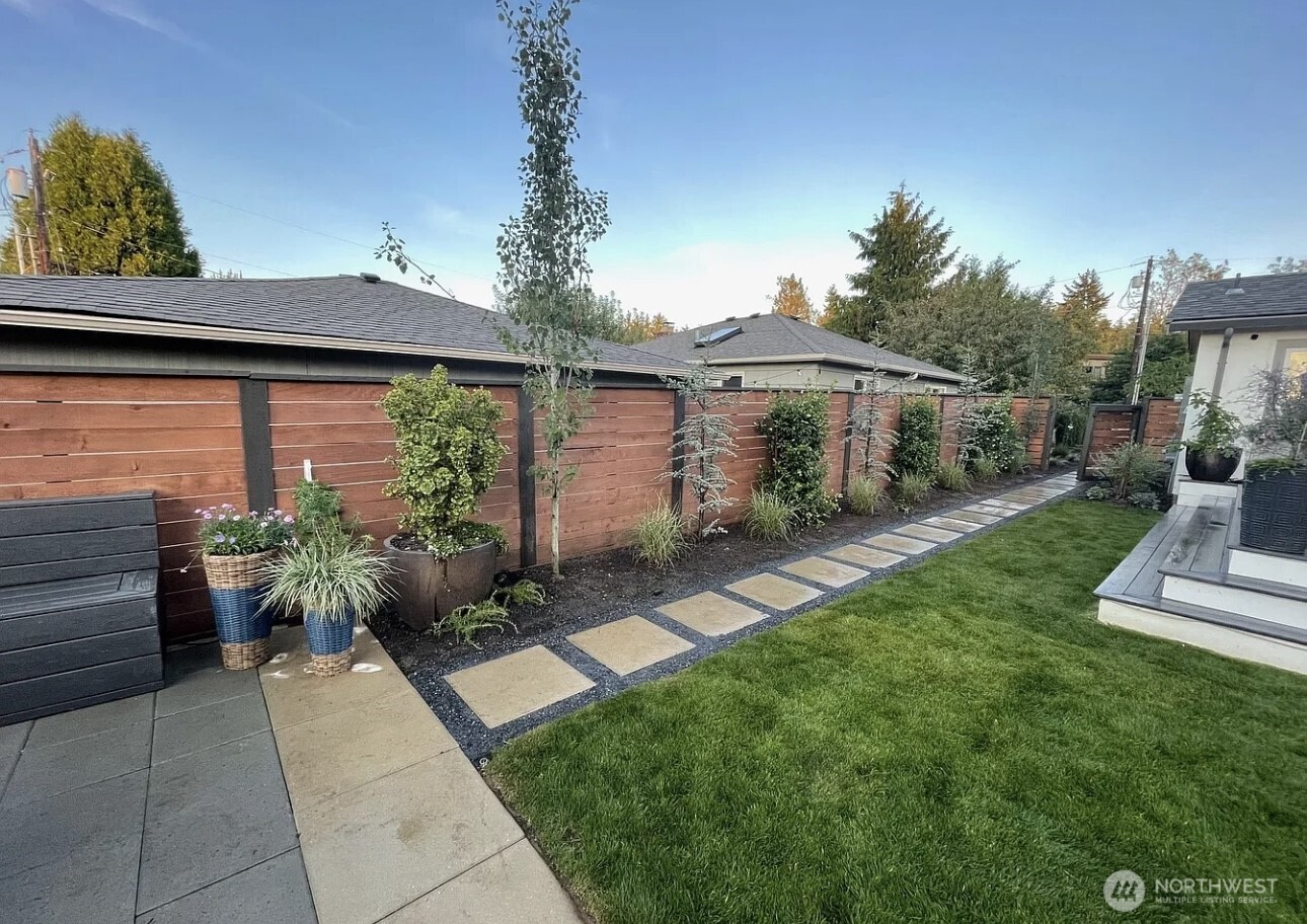 1819 7th Street W Kirkland WA 98033