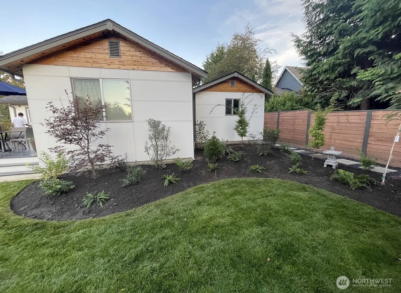 1819 7th Street W Kirkland WA 98033