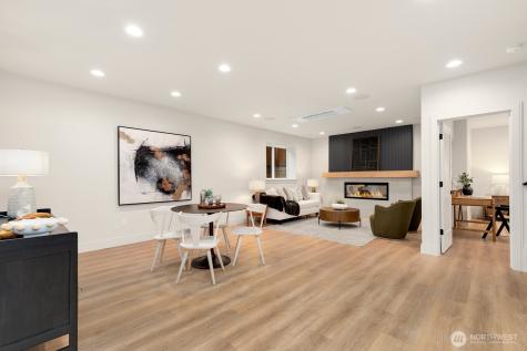 3032 NE Blakeley Street Seattle WA 98105