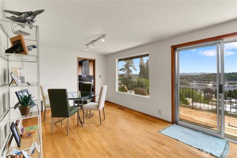 438 Comstock Place Seattle WA 98109