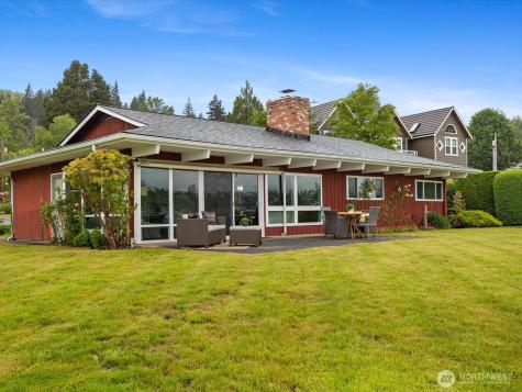 17381 W Big Lake Boulevard Mount Vernon WA 98274