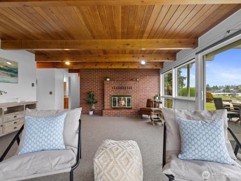 17381 W Big Lake Boulevard Mount Vernon WA 98274