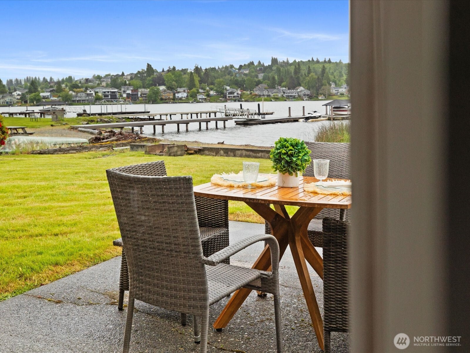 17381 W Big Lake Boulevard Mount Vernon WA 98274