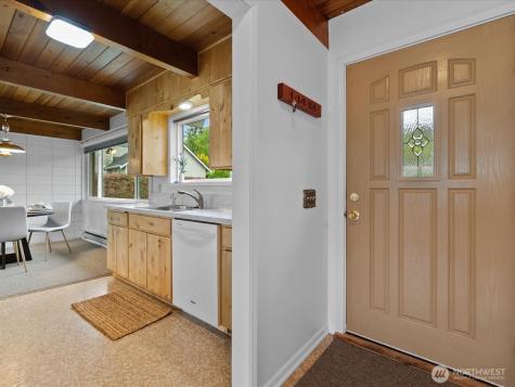 17381 W Big Lake Boulevard Mount Vernon WA 98274