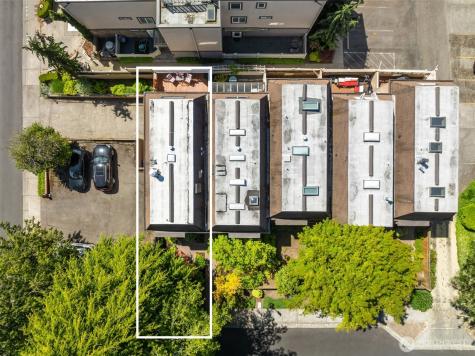 379 100th Avenue NE Bellevue WA 98004