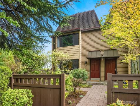 379 100th Avenue NE Bellevue WA 98004