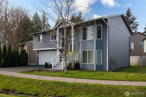 810 84th Drive NE Lake Stevens WA 98258