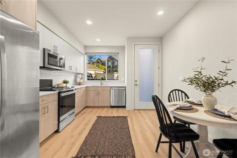 10162 Holman Road NW Seattle WA 98177