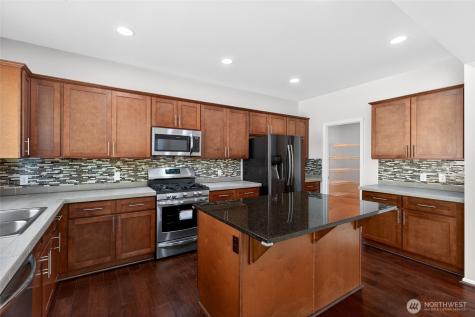 4932 S 322nd Street Auburn WA 98001