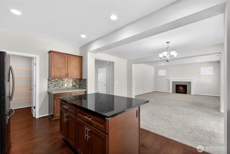 4932 S 322nd Street Auburn WA 98001
