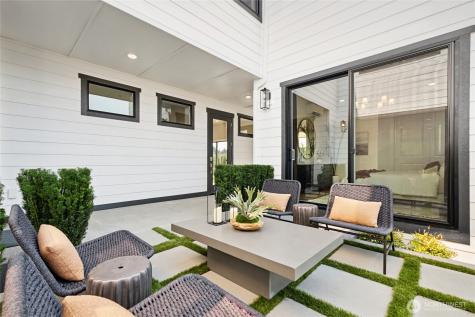 13748 SE 84th Street Newcastle WA 98059