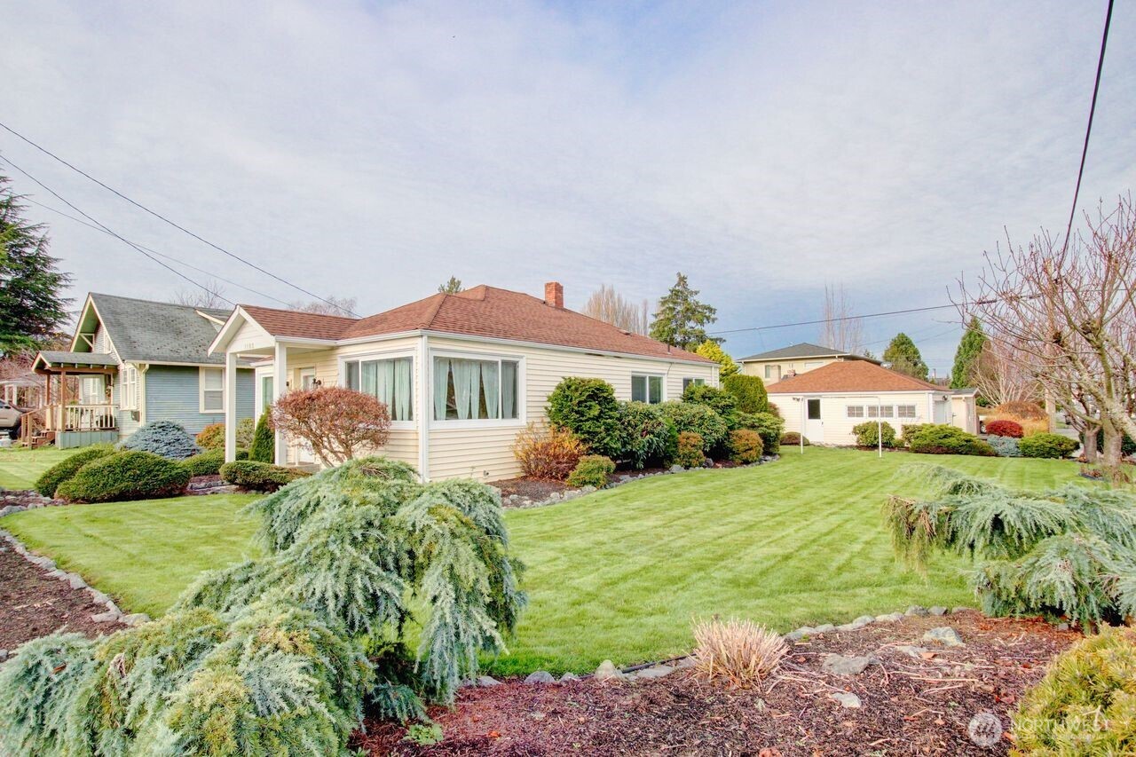 1102 17th Street Anacortes WA 98221