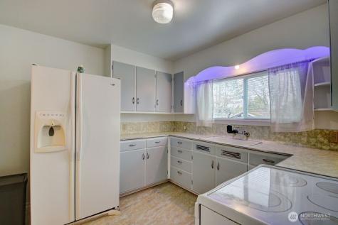 1102 17th Street Anacortes WA 98221